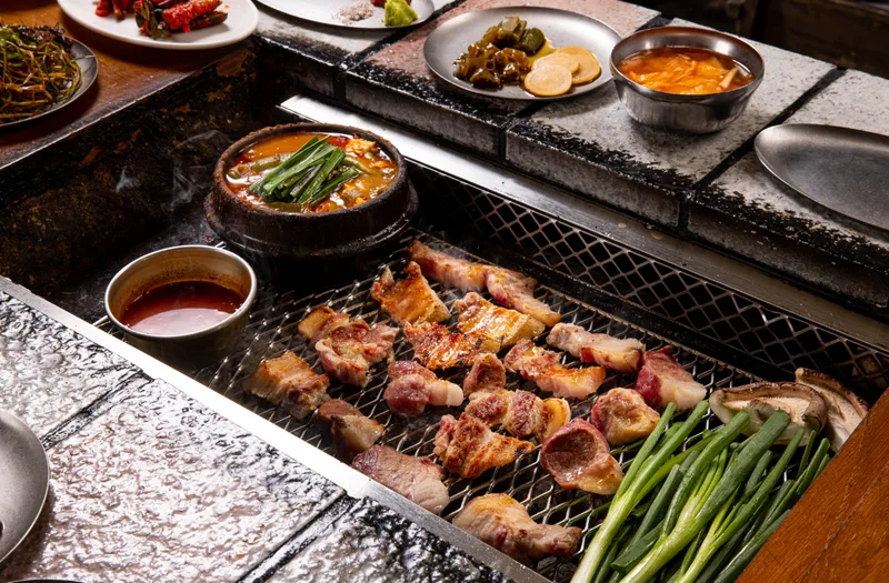 Best Korean BBQ in Euljiro - Sancheong Sutbul Garden (산청숯불가든)