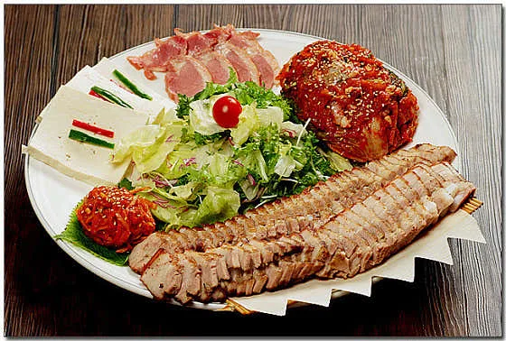 Best Bossam in Gijang - Dongyang Garden (동양가든)