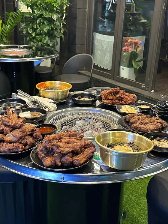 Best Grilled Meat in Hapjeong - Rokgalbi (록갈비)