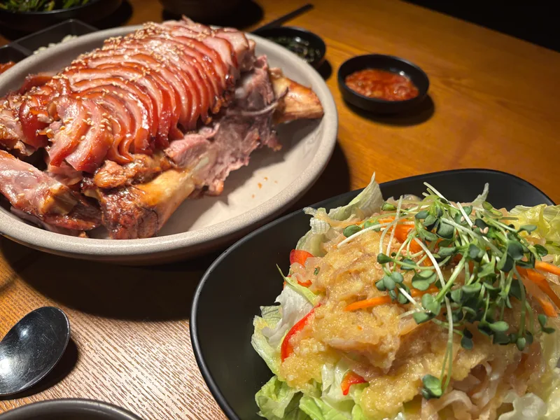 Mejor Pork Dishes en Nonhyeon - 리북집 논현본점