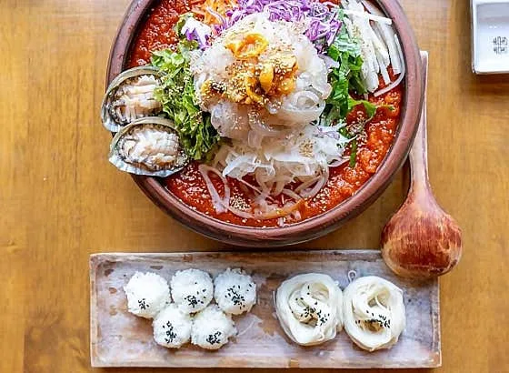 Mejor Spicy Rice Cakes en Seogwipo - 신화월드회포장 횟집학개론