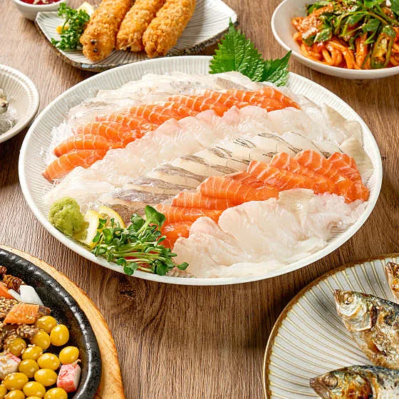 Best sashimi in Sillim - Tamna Jonghap Eo Sijang (탐나종합어시장)