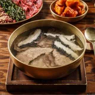 Best Beef Bone Soup in Songdo - Kkaebiok Triple Street Main Branch (깨비옥 트리플스트리트 본점)