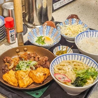 Best Sushi in Yeongdeungpo - Manpyeong Udon (만평우동)