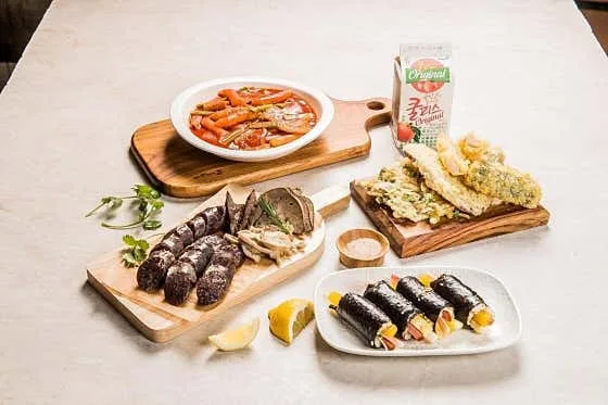 Mejor snack food en Yeongdeungpo - 현선이네 프리미엄 IFC몰점