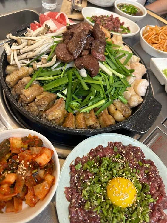 Byeokdol Gopchang (벽돌곱창)