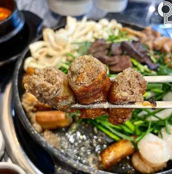 Best intestines in Yuseong - Byeokdol Gopchang (벽돌곱창)