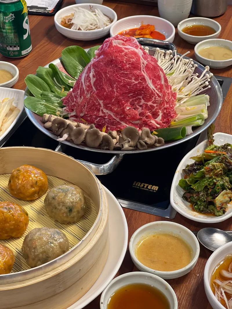 Best Korean Noodle Soup in Bupyeong - Gullimi Bupyeong Bonjeom