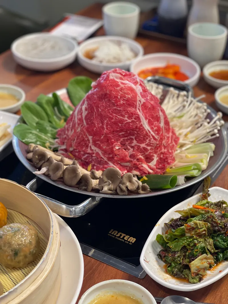 Best Korean Noodle Soup in Bupyeong - Gullimi Bupyeong Bonjeom