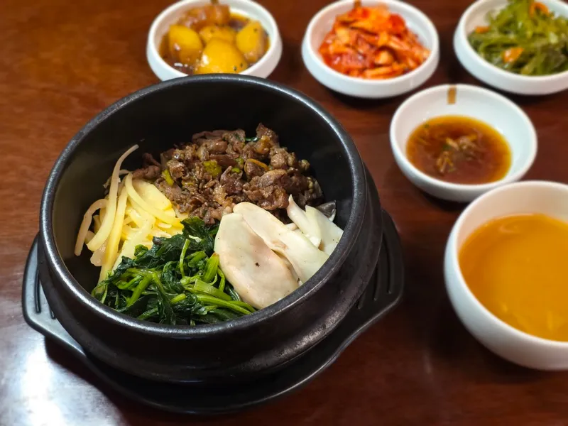 Best Mixed Rice Bowl in Insa-dong - Insadodam