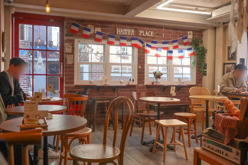 Best cafe in Sangsu - Haemeo Place