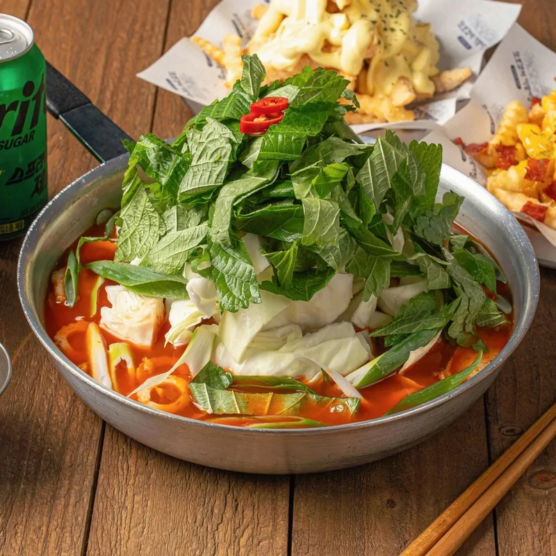 Ttobogetji Tteokbokki Seongsu Mallang Syuimpyojeom