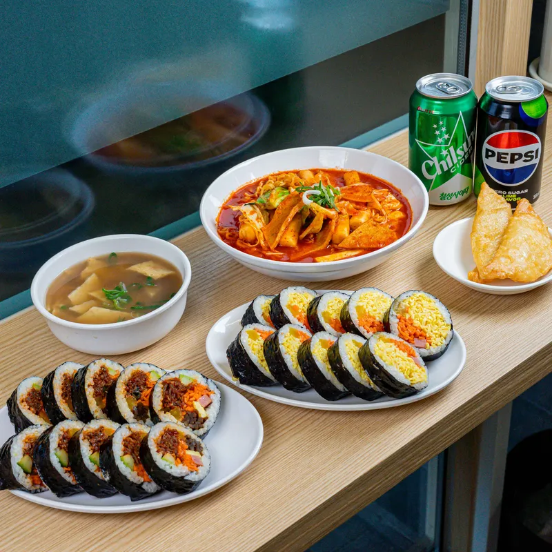 Best Korean Snacks in  - Jeong Gimbap