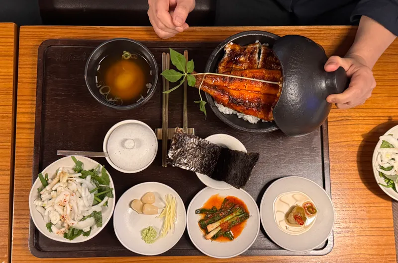Mejor Seafood en  - 신사만장어
