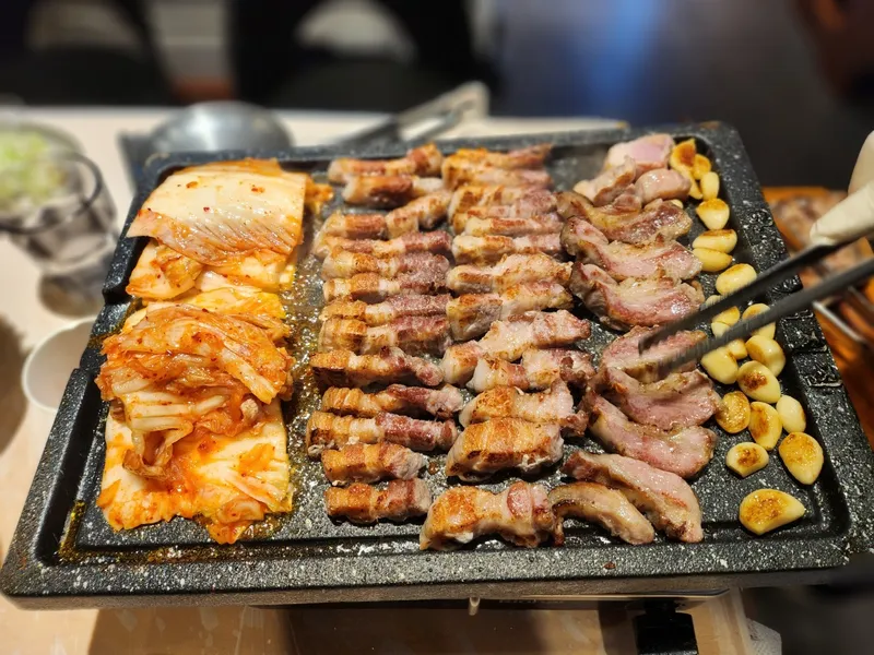 Mejor Korean BBQ en  - 하남돼지집 고덕역점