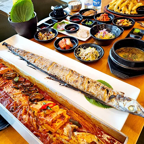 Mejor Raw Fish en Jeju City - 제주도 해녀세자매 협재본점