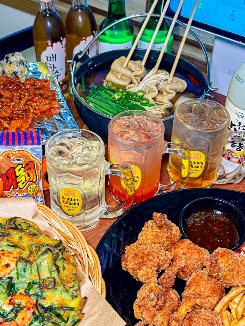 Best Bo-saam in Sangmu Area - Seosik Gwangju Ssangchon Branch