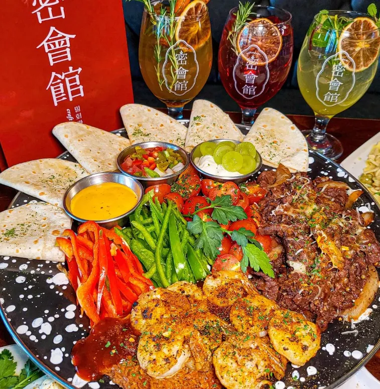 Mejor chicken en Sangdo-dong - 밀회관 역삼역점