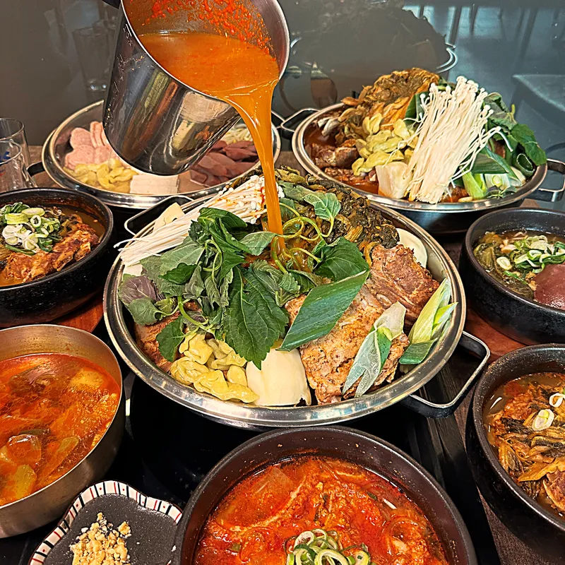 Best Spicy Braised Fish Stew in Suseong-gu - Taegyeong Cheongjindong Haejangguk