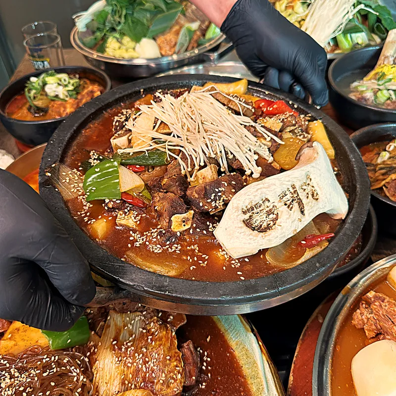 Best Spicy Braised Fish Stew in Suseong-gu - Taegyeong Cheongjindong Haejangguk