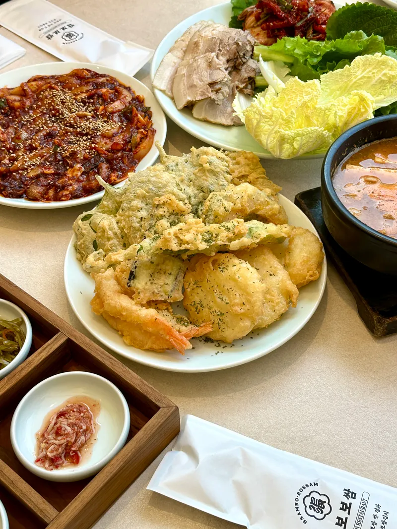 Mejor Pork Dishes en  - 쌈보보쌈 온천장본점