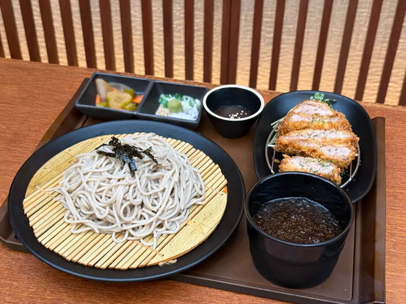 Best Korean Noodles in Myeong-dong - Milpoyu Insadong Branch