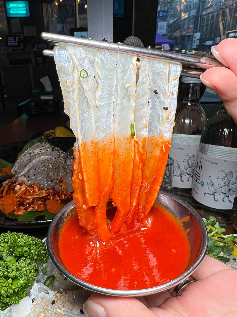 Mejor Raw Fish en Seo-gu - 상무어시장