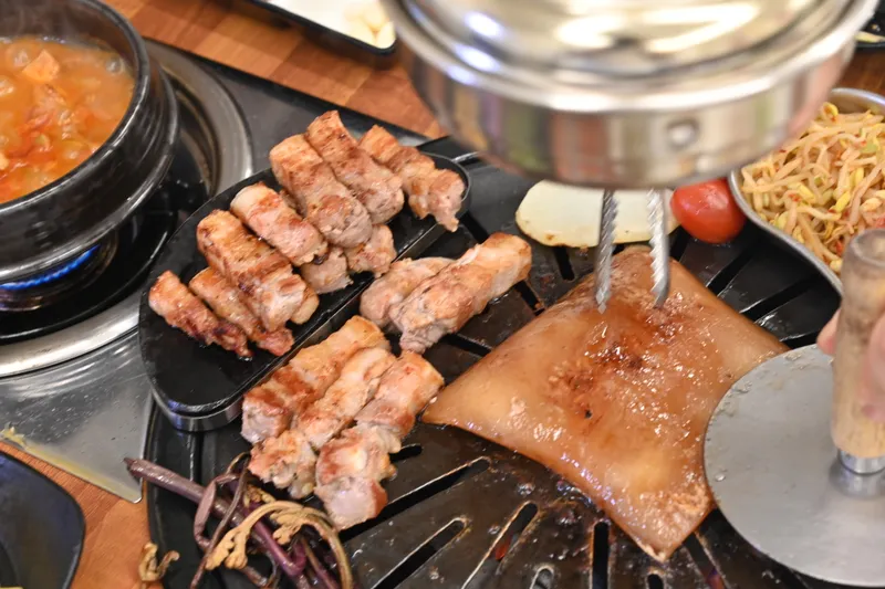 Best Triple Pork Belly in Nampo-dong - Seungseung Chuksan