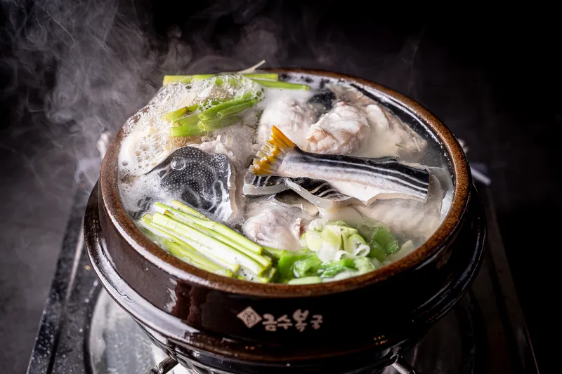 Best Seafood in Haeundae - Geumsu Bokguk Haeundae Main Branch