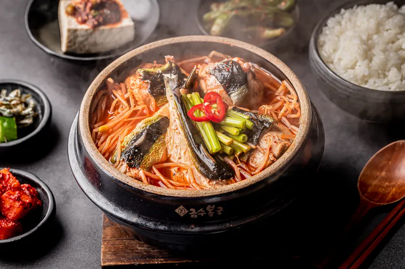 Best Seafood in Haeundae - Geumsu Bokguk Haeundae Main Branch