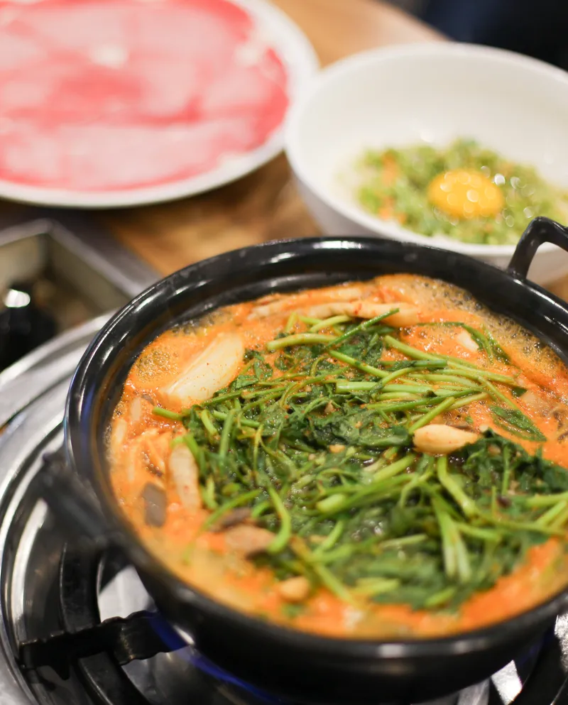 Deungchon Shabu Kalguksu Bangi Bonjeom
