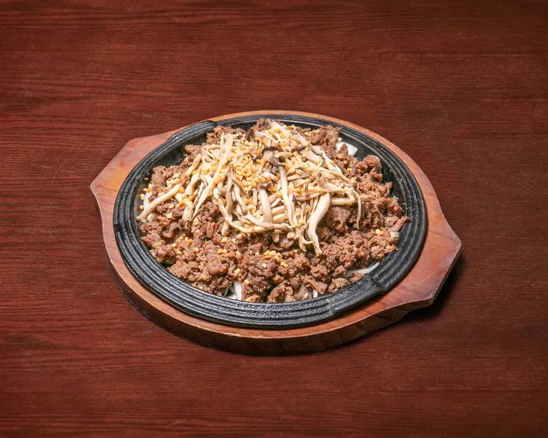 Mejor Pork Dishes en  - 노랑저고리 한정식