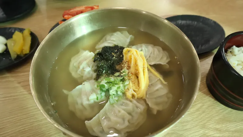 Mejor Spicy Rice Cake en Hwangnidan-gil - 황남만두 황리단길점