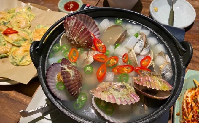 Best Bo ssam in Yeonnam - Yeonnam Gojip