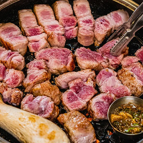 Mejor Grilled Pork Belly en Jeju City - 금돈가 제주 애월해안도로 본점