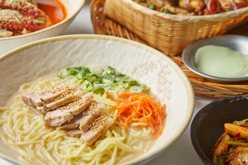 Mejor Noodle Soup en West Sea - 제미니국수김밥 서귀포본점