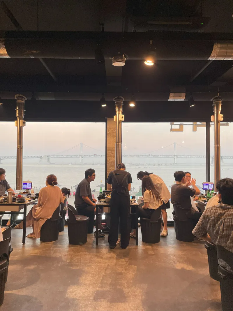 Mejor Grilled Meats en Gwangalli Beach - 석화연 부산 광안 본점
