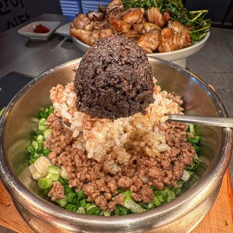 Best Grilled Beef in Hye Hwa - YouCanHi Hyehwa Station