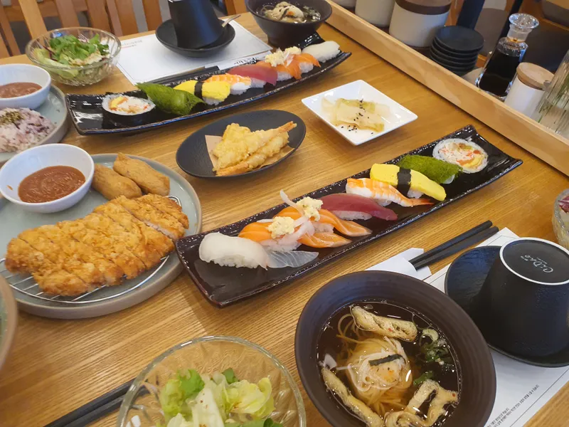 Mejor sushi en Dunsan - 바른초밥 둔산점