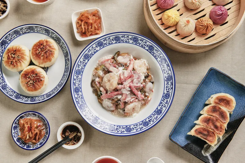 Best Chinese in  - Keuriseutaljeideu Shanghai Palace Yongsan I'Park Mall