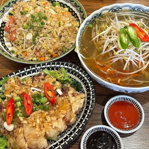 Mejor Vietnamese-style fried chicken en Ilsan - 한뫼당 일산본점