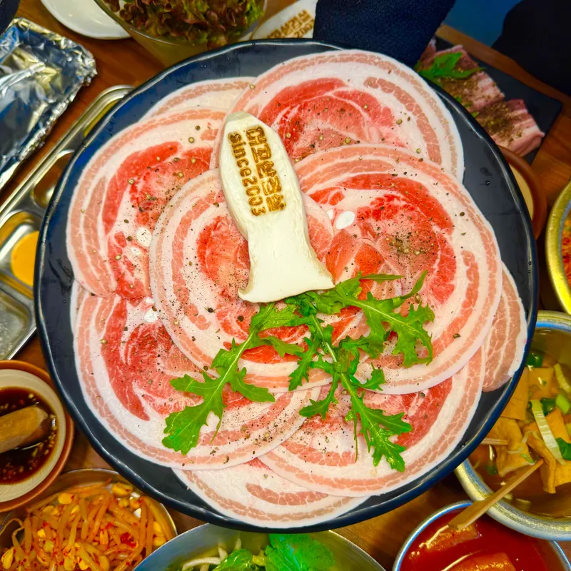 Meokko Samgyeopsal Dongseongno Branch