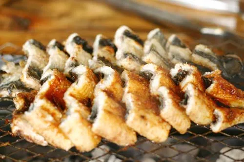 Mejor Seafood en Nampo-dong - 제일산꼼장어장어구이