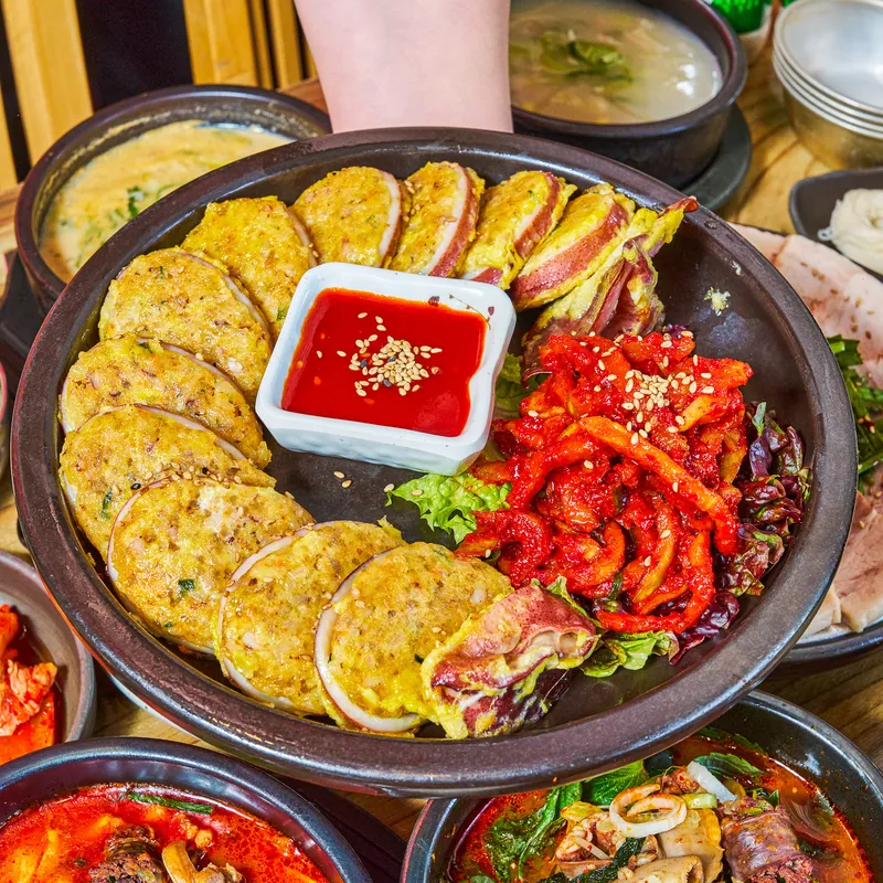 Mejor Spicy Blood Sausage Soup en Ilsan - 고향옥얼큰순대국 일산식사점