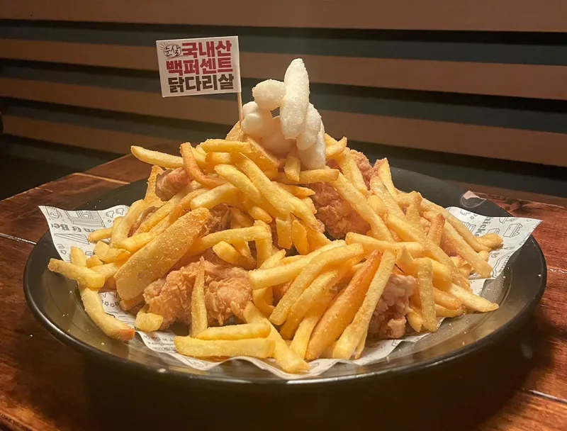 Mejor Fried Chicken en Gwangalli Beach - 아웃닭 광안점