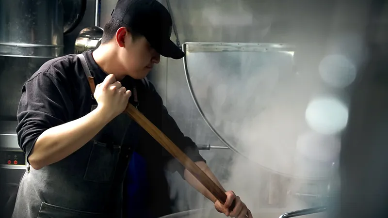 Best Soup & Stew in  - Hamsura Nonhyeon Jikyungjeom