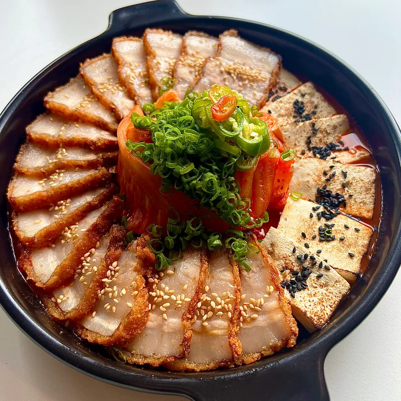Best chicken in Yeonnam - Ppittak Yeonnam Branch
