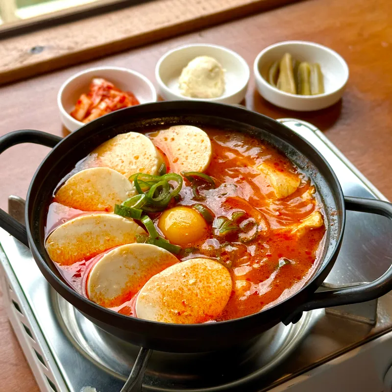 Mejor Korean Stew en Hwangnidan-gil - 청온채