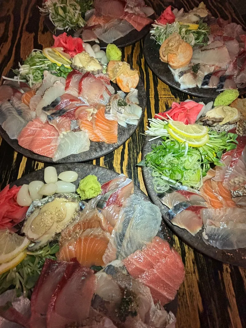 Best Raw Sashimi in Yongsan - Badayakbang Yeonnam Bonjeom