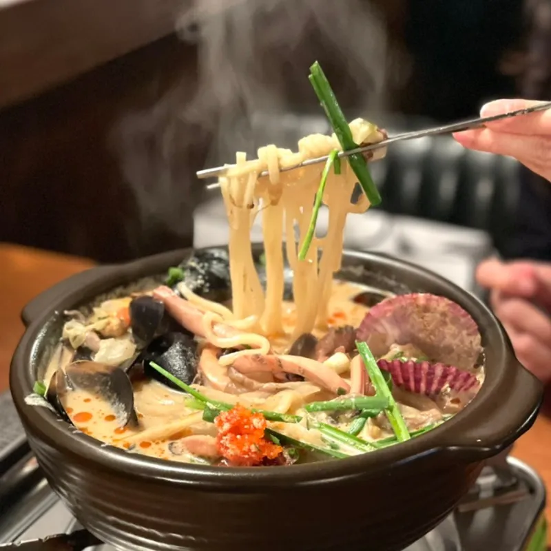 Best Spicy Noodle Soup in Dongseongno - Jeongdeunbam Bonjeom